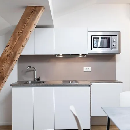 Konukevi Cooper L Capitol 2*