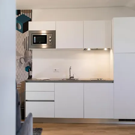 Cooper L Capitol Guest house Bolzano