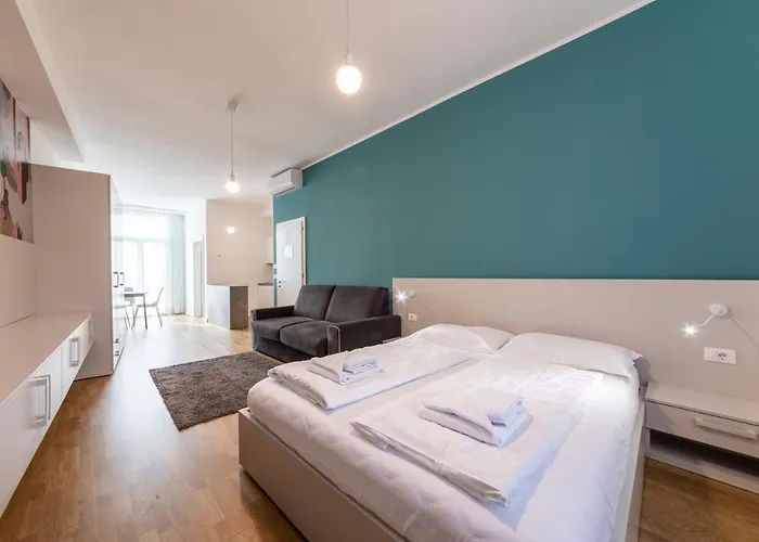 Cooper L Capitol 볼차노