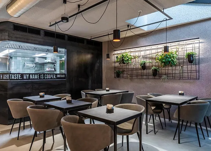 Konukevi Cooper L Capitol 2*