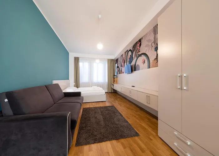 Cooper L Capitol Konukevi Bolzano