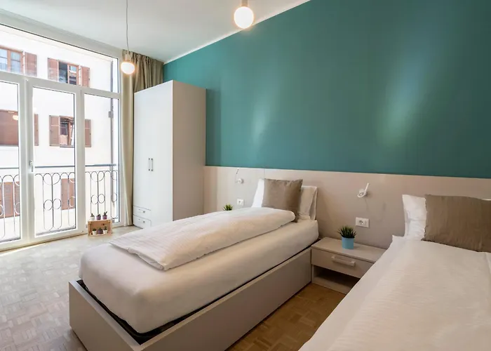 Πανσιόν Cooper L Capitol